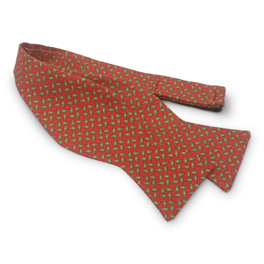 New Pine: Bow - Red