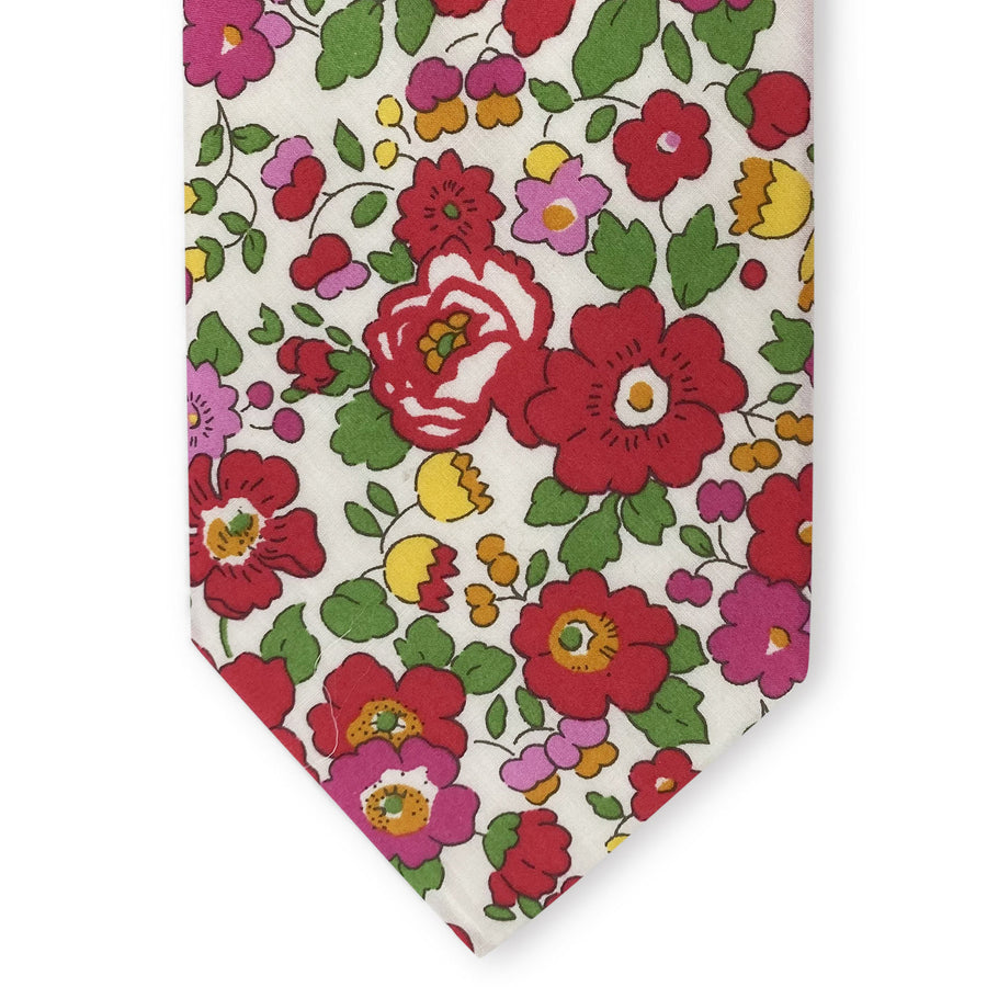 Liberty Welford: Tie - Red